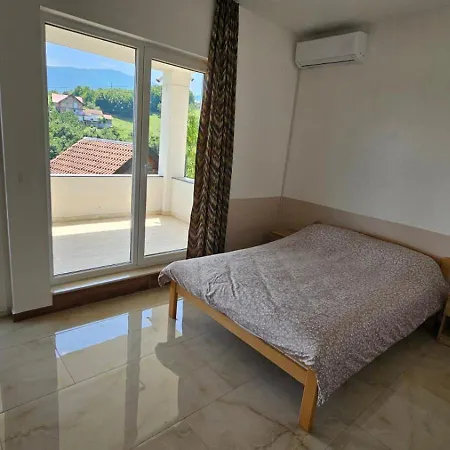 Esma 1 I 2 Villa Gladno Polje
