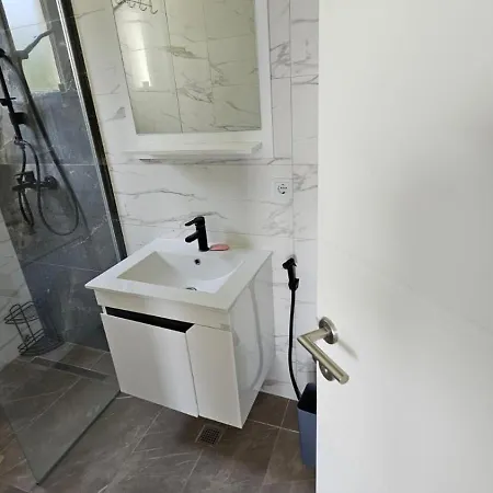 Villa Esma 1 I 2 *